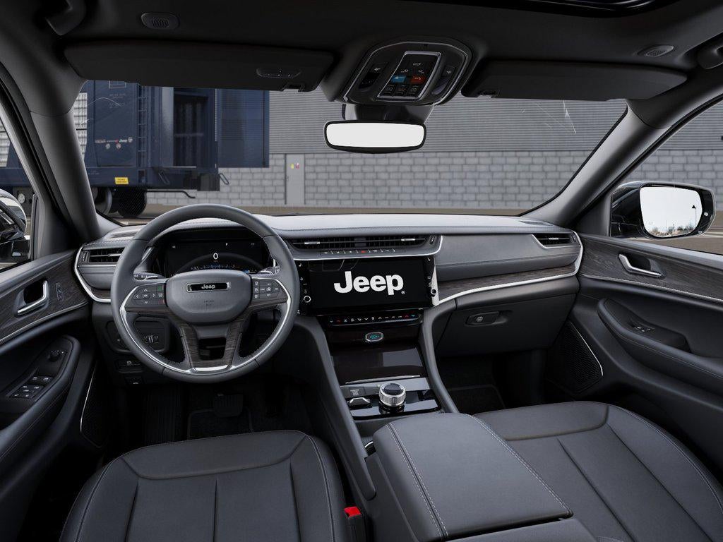 2027 Jeep Grand Cherokee GRAND CHEROKEE LIMITED 4X4