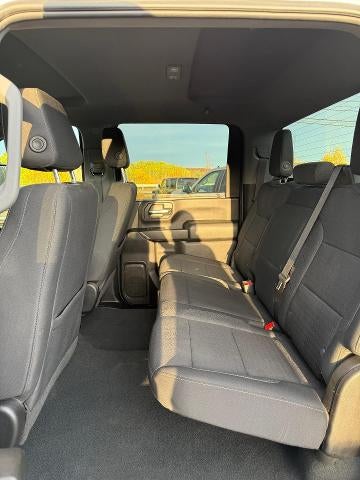 2024 Chevrolet Silverado 2500 HD Crew Cab Standard Box 4-Wheel Drive Custom