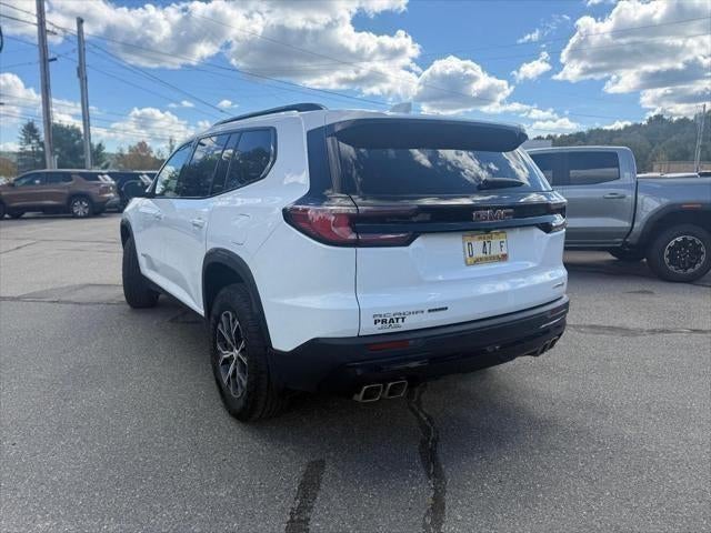 2025 GMC Acadia AWD AT4