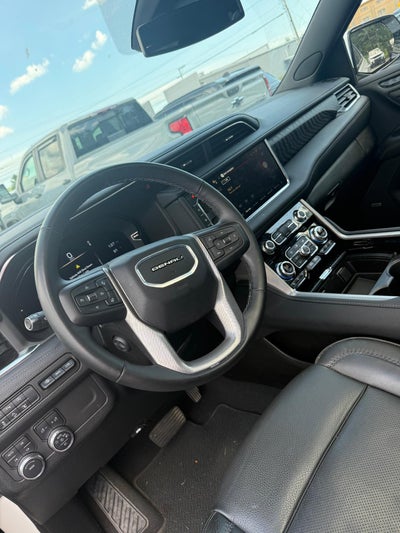 2024 GMC Yukon 4WD Denali