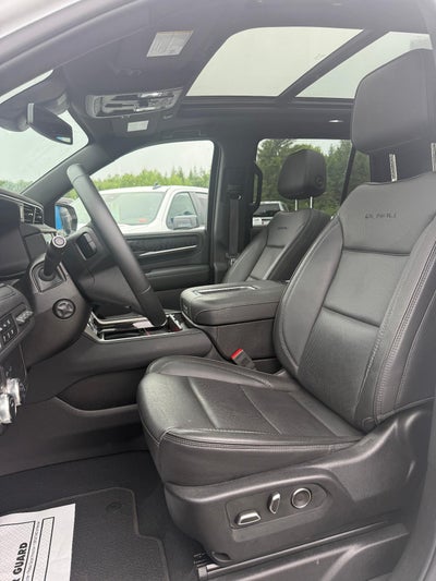 2024 GMC Yukon 4WD Denali