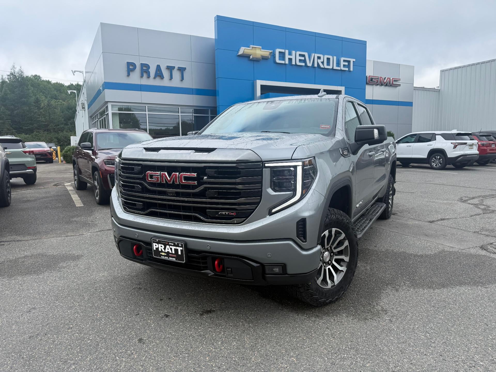 2023 GMC Sierra 1500 4WD Crew Cab Short Box AT4