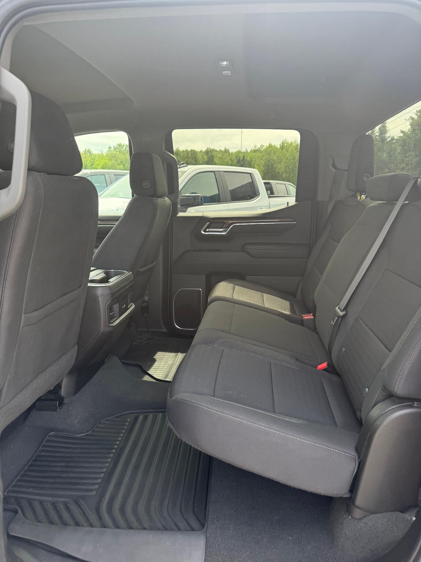 2023 Chevrolet Silverado 1500 4WD Crew Cab Short Bed RST