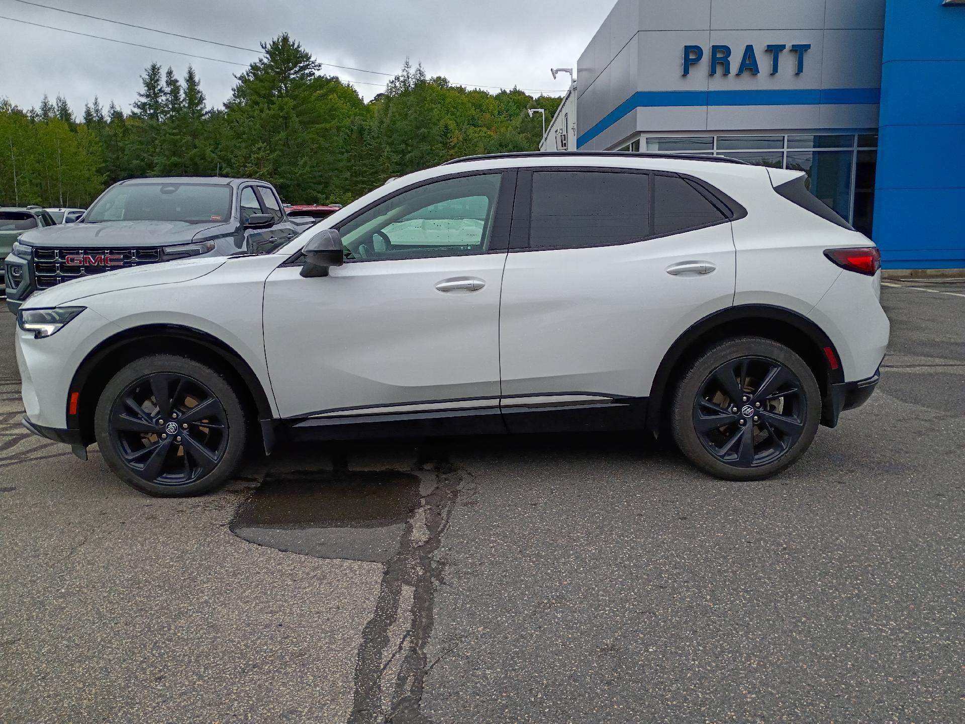 2022 Buick Envision AWD Essence