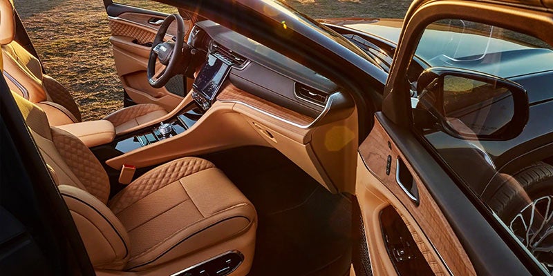 2021 Jeep Grand-Cherokee-L Interior